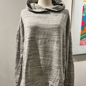 Eddie Bauer Women’s Heather Gray Oversized Cowl Neck hooded Sweater